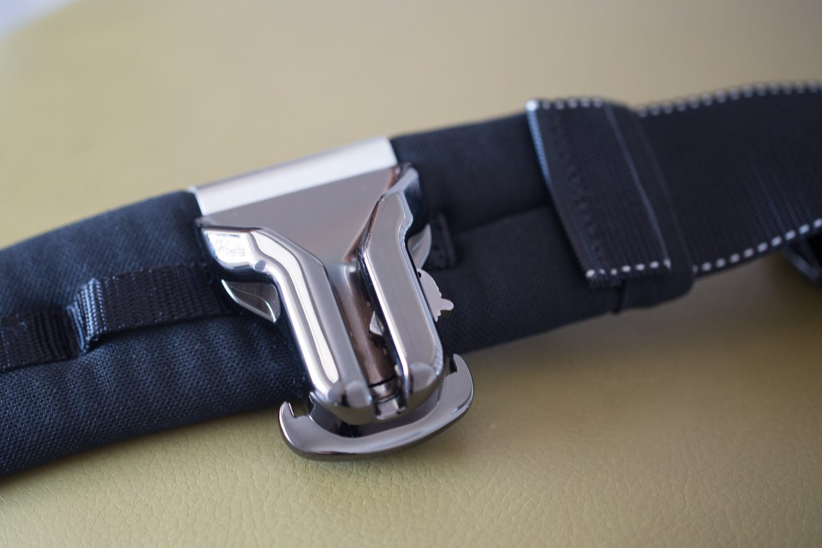 Eggsnow holster fitted to a Think Tank Pro Speed Belt v2.0, front view